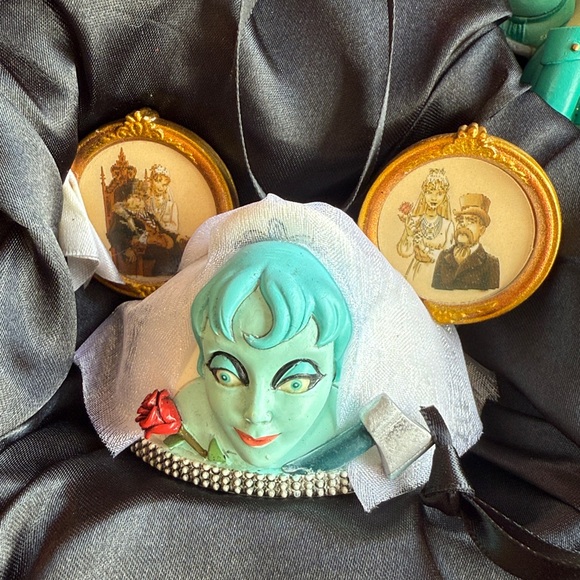 Disney Haunted Mansion ornaments - Picture 12 of 16